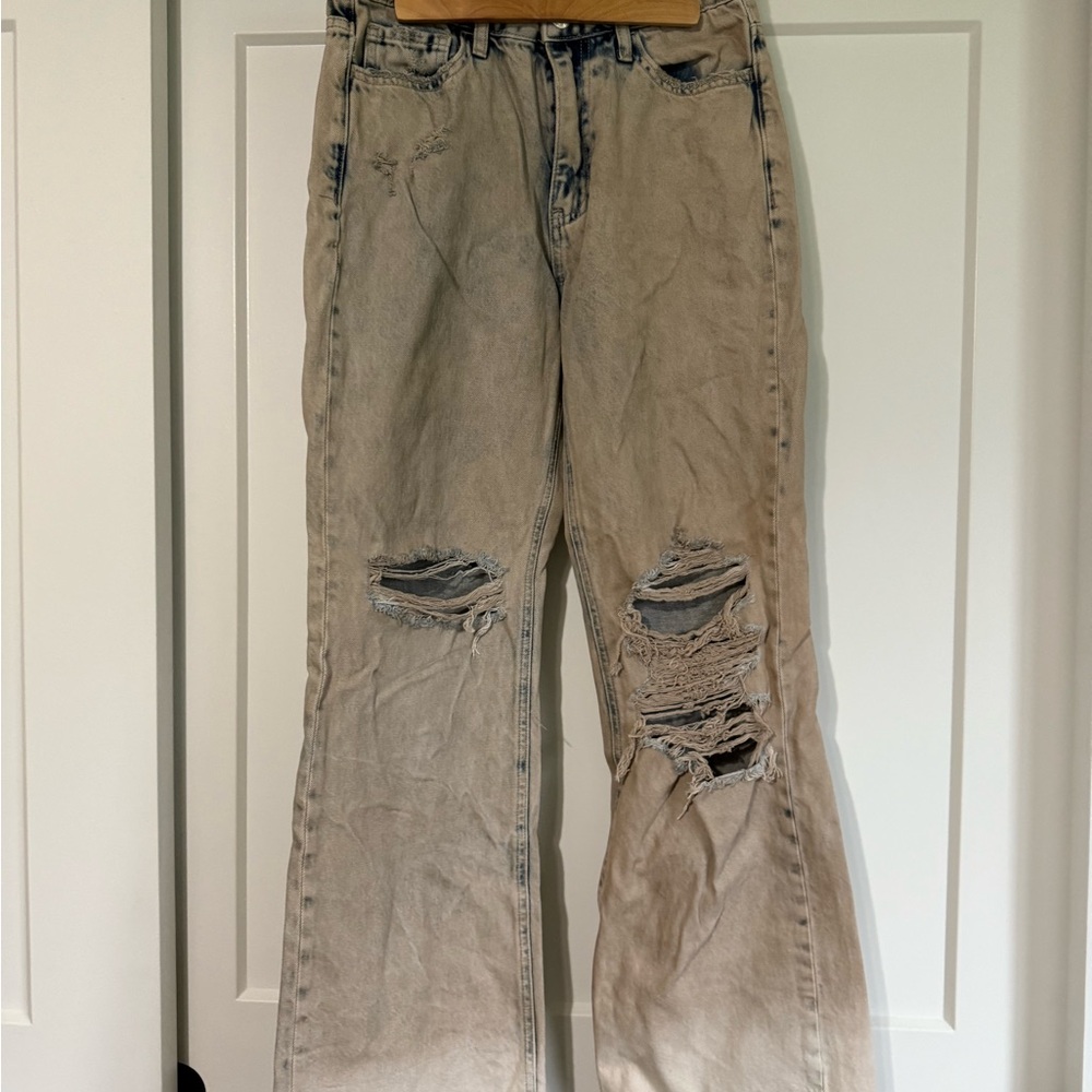 Vervet distressed wide leg jean.